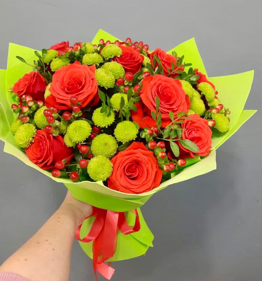 Букет цветов из: Хризантемы и Розы в Каменномостском