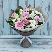Букет цветов из:  Герберы, Альстромерии и Хризантемы в Каменномостском