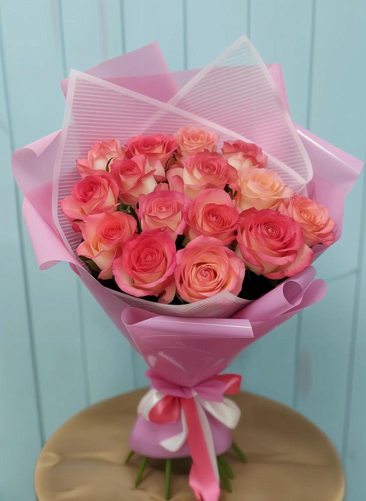 Букет 15 Розовых роз Равель в Каменномостском