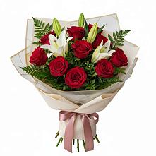 Букет цветов из:  Лилии и Розы в Каменномостском