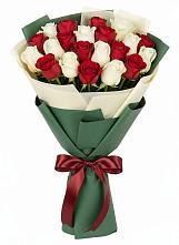 Букет Микс из красных и белых роз #REPLACE_PRED# Каменномостском