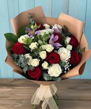 Букет цветов из:  Розы и Альстромерии #REPLACE_PRED# Каменномостском