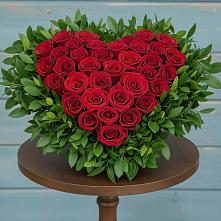 Цветочная композиция из Розы в виде сердца в Каменномостском