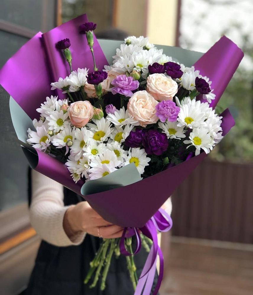 Букет цветов из: Хризантемы, Гвоздики и Розы в Каменномостском