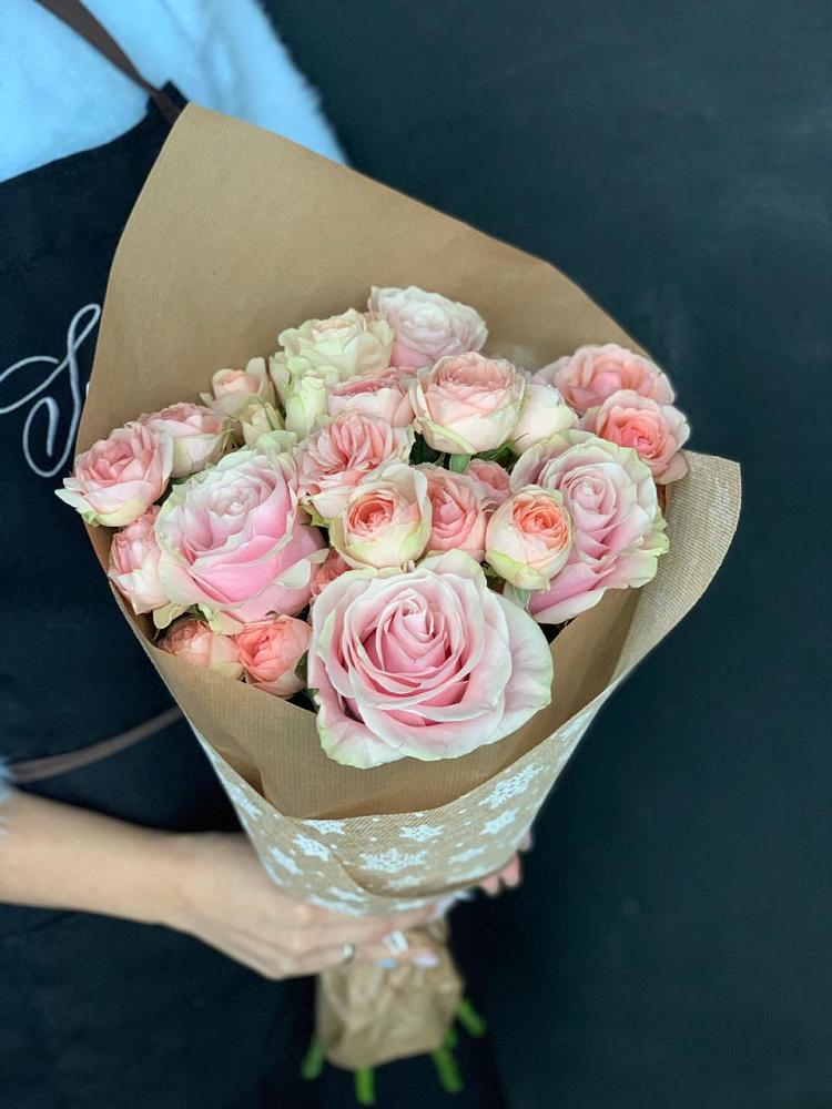 Букет цветов из: Хризантемы и Розы в Каменномостском