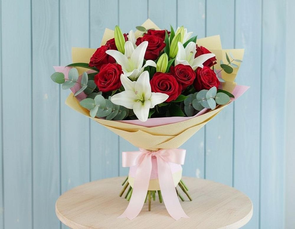 Букет цветов из: Лилии и Розы в Каменномостском